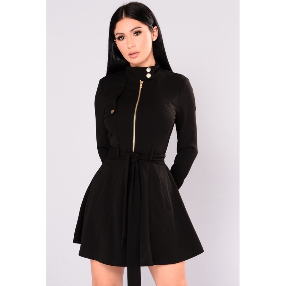 FASHION NOVA JACKET OR DRESS